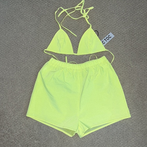 iHeartRaves neon top and shorts set - Picture 2 of 3